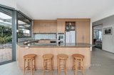 https://images.listonce.com.au/custom/160x/listings/16-hartlands-road-ivanhoe-east-vic-3079/346/01717346_img_07.jpg?IH9Yl9P3zYY