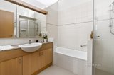 https://images.listonce.com.au/custom/160x/listings/16-hartlands-road-ivanhoe-east-vic-3079/346/01717346_img_11.jpg?ImRBmsLeDD0