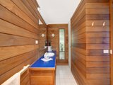 https://images.listonce.com.au/custom/160x/listings/16-hazlewood-crescent-leopold-vic-3224/147/01699147_img_08.jpg?_rbdbjtUeuE