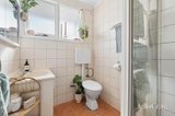 https://images.listonce.com.au/custom/160x/listings/16-hendriks-court-highton-vic-3216/420/01938420_img_09.jpg?4G6D6VGYyFI