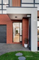 https://images.listonce.com.au/custom/160x/listings/16-hermione-avenue-oak-park-vic-3046/447/01644447_img_23.jpg?ztufSF5mvZI