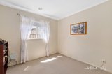 https://images.listonce.com.au/custom/160x/listings/16-hodgson-rise-mernda-vic-3754/723/01611723_img_06.jpg?RIHUMyEaVXc