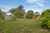 https://images.listonce.com.au/custom/160x/listings/16-hyton-crescent-croydon-vic-3136/808/01905808_img_06.jpg?0a0b-jKsIxQ