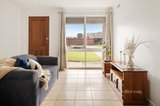 https://images.listonce.com.au/custom/160x/listings/16-jacksons-road-chelsea-vic-3196/042/01742042_img_02.jpg?WB4vRAxIt90