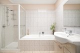 https://images.listonce.com.au/custom/160x/listings/16-jacksons-road-chelsea-vic-3196/042/01742042_img_08.jpg?RK_5n03lHAA