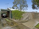 https://images.listonce.com.au/custom/160x/listings/16-kedleston-road-herne-hill-vic-3218/013/01699013_img_08.jpg?HBBrgr4AqeY