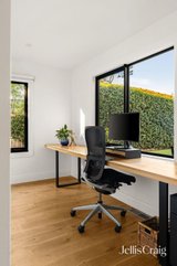 https://images.listonce.com.au/custom/160x/listings/16-kelvin-road-alphington-vic-3078/931/01956931_img_18.jpg?t4AOrP1decE