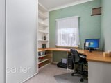 https://images.listonce.com.au/custom/160x/listings/16-kennedy-avenue-ringwood-vic-3134/096/00621096_img_13.jpg?FR_WiFlStbs