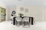 https://images.listonce.com.au/custom/160x/listings/16-kingsley-grove-mount-waverley-vic-3149/577/01661577_img_03.jpg?rz6zGmfiRb0