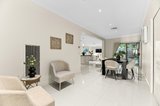 https://images.listonce.com.au/custom/160x/listings/16-kingsley-grove-mount-waverley-vic-3149/577/01661577_img_04.jpg?U0FaZJXK6lI