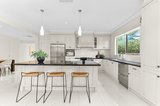 https://images.listonce.com.au/custom/160x/listings/16-kingsley-grove-mount-waverley-vic-3149/577/01661577_img_05.jpg?eG5iAn8ajtI