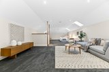 https://images.listonce.com.au/custom/160x/listings/16-kingsley-grove-mount-waverley-vic-3149/577/01661577_img_15.jpg?UhdQOqJrIJI