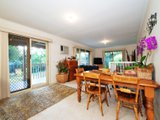 https://images.listonce.com.au/custom/160x/listings/16-kirkford-drive-mooroolbark-vic-3138/009/01524009_img_05.jpg?R8FrR-idOFA