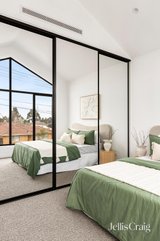 https://images.listonce.com.au/custom/160x/listings/16-lahinch-street-broadmeadows-vic-3047/992/01804992_img_13.jpg?kUMlBwths9U