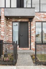 https://images.listonce.com.au/custom/160x/listings/16-lahinch-street-broadmeadows-vic-3047/992/01804992_img_15.jpg?j_rcCuNAPis