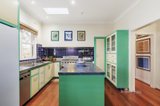 https://images.listonce.com.au/custom/160x/listings/16-lalbert-crescent-prahran-vic-3181/778/01054778_img_06.jpg?lUVS4TkvOj4