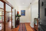 https://images.listonce.com.au/custom/160x/listings/16-lalbert-crescent-prahran-vic-3181/778/01054778_img_07.jpg?FCEBihuOGug