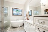 https://images.listonce.com.au/custom/160x/listings/16-larnoo-avenue-brunswick-west-vic-3055/415/01950415_img_04.jpg?RRvXMf7DUnQ