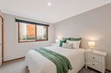 https://images.listonce.com.au/custom/160x/listings/16-lilac-rise-lilydale-vic-3140/434/01700434_img_09.jpg?dIUCjD4quvk