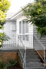 https://images.listonce.com.au/custom/160x/listings/16-lilicur-road-montmorency-vic-3094/473/01481473_img_02.jpg?PJaNXsocyts