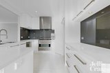 https://images.listonce.com.au/custom/160x/listings/16-lincoln-avenue-mont-albert-north-vic-3129/104/01740104_img_05.jpg?Vo55e_HL3RU