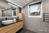 https://images.listonce.com.au/custom/160x/listings/16-long-view-road-croydon-south-vic-3136/525/01912525_img_10.jpg?glgwIjMhl90