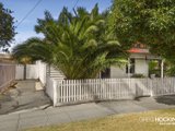 https://images.listonce.com.au/custom/160x/listings/16-lyons-street-williamstown-vic-3016/815/01203815_img_04.jpg?QuQSEnUuFoI