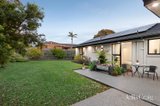 https://images.listonce.com.au/custom/160x/listings/16-maldon-crescent-doncaster-east-vic-3109/700/01822700_img_02.jpg?C6IGuR-6UzI