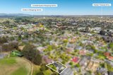 https://images.listonce.com.au/custom/160x/listings/16-maldon-crescent-doncaster-east-vic-3109/700/01822700_img_21.jpg?EQhbJ0gQUgI