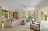 https://images.listonce.com.au/custom/160x/listings/16-malvern-road-mont-albert-north-vic-3129/989/01815989_img_02.jpg?Pi9DPFdO37o