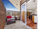 https://images.listonce.com.au/custom/160x/listings/16-mariner-street-williamstown-vic-3016/156/01203156_img_10.jpg?T4oky3htuVU