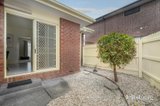 https://images.listonce.com.au/custom/160x/listings/16-mary-street-box-hill-north-vic-3129/386/01753386_img_06.jpg?edSgWbgVvHY