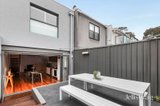 https://images.listonce.com.au/custom/160x/listings/16-melrose-street-north-melbourne-vic-3051/550/01931550_img_04.jpg?Tq_gpq7T3Xs