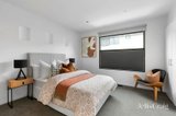 https://images.listonce.com.au/custom/160x/listings/16-melrose-street-north-melbourne-vic-3051/550/01931550_img_09.jpg?00Dx51fzF00