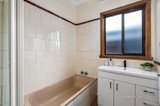 https://images.listonce.com.au/custom/160x/listings/16-milford-street-newport-vic-3015/185/01500185_img_08.jpg?AZnR6lQ-7IQ