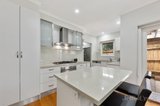 https://images.listonce.com.au/custom/160x/listings/16-miriam-street-rosanna-vic-3084/577/01826577_img_02.jpg?nn2wiX-Vdbc