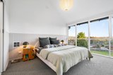 https://images.listonce.com.au/custom/160x/listings/16-mundara-drive-ringwood-vic-3134/715/01557715_img_07.jpg?kY8Sil__1x0