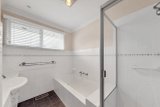 https://images.listonce.com.au/custom/160x/listings/16-murdoch-avenue-mulgrave-vic-3170/583/01737583_img_04.jpg?7yfCPXCFZrw