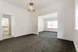 https://images.listonce.com.au/custom/160x/listings/16-murrumbeena-crescent-murrumbeena-vic-3163/860/01577860_img_03.jpg?YDepv2RwypA