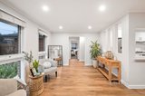 https://images.listonce.com.au/custom/160x/listings/16-nambour-drive-mooroolbark-vic-3138/778/01716778_img_10.jpg?fAYolzdwVR0