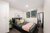 https://images.listonce.com.au/custom/160x/listings/16-nambour-drive-mooroolbark-vic-3138/778/01716778_img_13.jpg?VURrYE86EhU