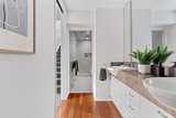 https://images.listonce.com.au/custom/160x/listings/16-ngarveno-street-moonee-ponds-vic-3039/128/01651128_img_07.jpg?mhSf1aD9JBM