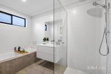 https://images.listonce.com.au/custom/160x/listings/16-owen-street-mitcham-vic-3132/716/01899716_img_08.jpg?OuQIcoMLK7U