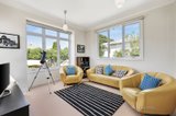 https://images.listonce.com.au/custom/160x/listings/16-parlington-street-canterbury-vic-3126/086/00490086_img_10.jpg?0h5hYlIrB_Q