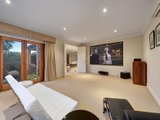 https://images.listonce.com.au/custom/160x/listings/16-percy-street-balwyn-vic-3103/080/00829080_img_07.jpg?_LnNlMq7l_Y