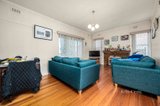 https://images.listonce.com.au/custom/160x/listings/16-peronne-street-pascoe-vale-south-vic-3044/703/01102703_img_08.jpg?_rrz9LjsBSs