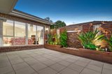 https://images.listonce.com.au/custom/160x/listings/16-pine-way-doncaster-east-vic-3109/177/00145177_img_09.jpg?7o9gDOO2Bd0