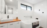 https://images.listonce.com.au/custom/160x/listings/16-plaza-court-lilydale-vic-3140/493/01974493_img_07.jpg?YtIV-5y70q8