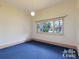 https://images.listonce.com.au/custom/160x/listings/16-pridham-street-kensington-vic-3031/682/01549682_img_12.jpg?VHGpWrU8x1I