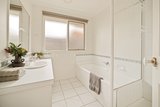 https://images.listonce.com.au/custom/160x/listings/16-quail-close-chelsea-heights-vic-3196/724/01974724_img_06.jpg?ZM_KPVopNVE